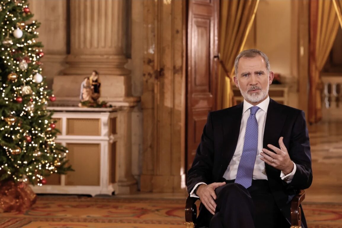 Felipe VI en el mensaje de Navidad, en el Palacio Real. Agencia EFE/Ballesteros